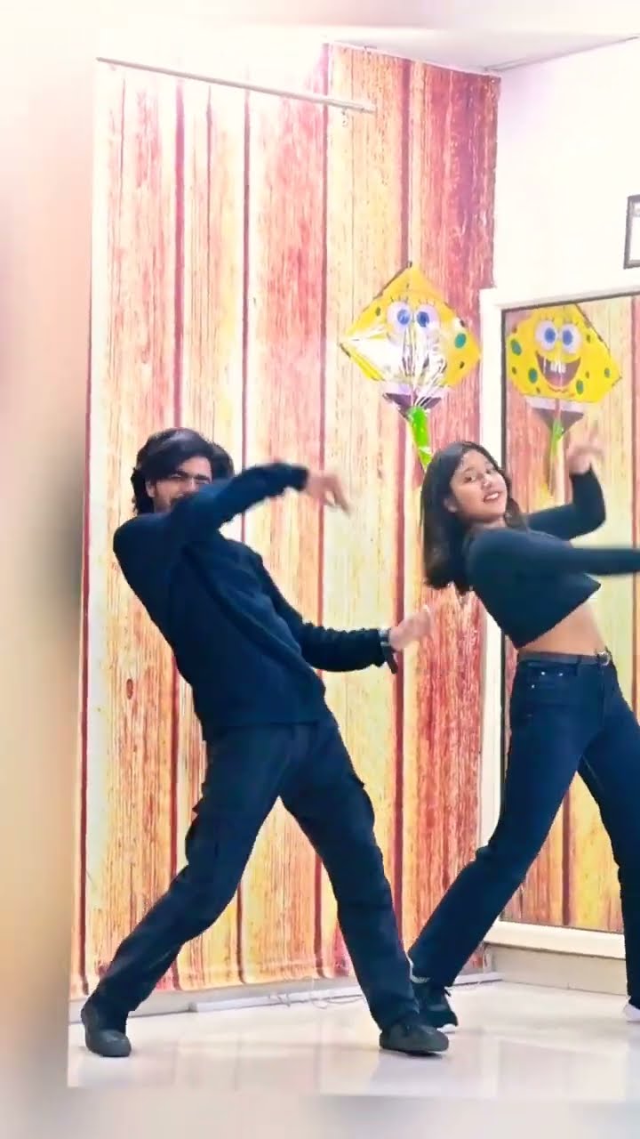 Dance Basanti ??| Trending Shorts| #dance #bollywood #shorts #youtubeshorts #love #trending #reels